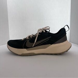 Nike Mens Size 9 Juniper Trail 2 Black Running Training Shoes DM0822 005